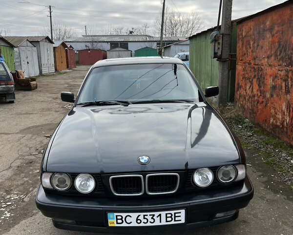 Черный БМВ 5 Серия, объемом двигателя 2 л и пробегом 349 тыс. км за 3000 $, фото 11 на Automoto.ua