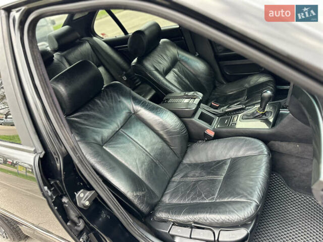 Черный БМВ 5 Серия, объемом двигателя 2.79 л и пробегом 303 тыс. км за 3999 $, фото 4 на Automoto.ua