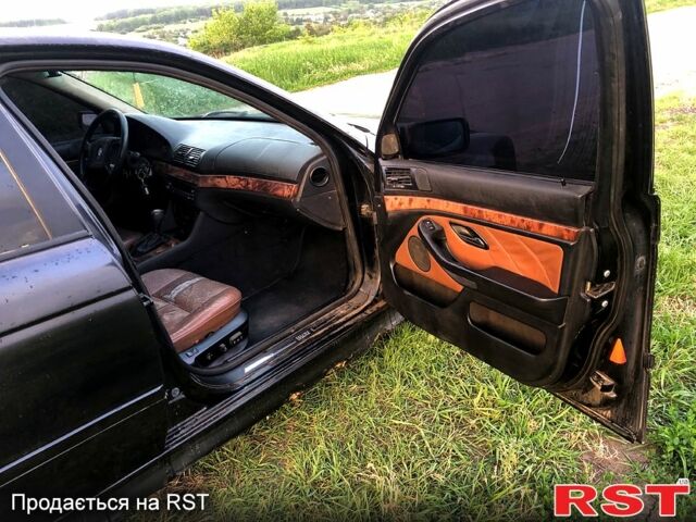 Черный БМВ 5 Серия, объемом двигателя 2.8 л и пробегом 600 тыс. км за 3200 $, фото 8 на Automoto.ua