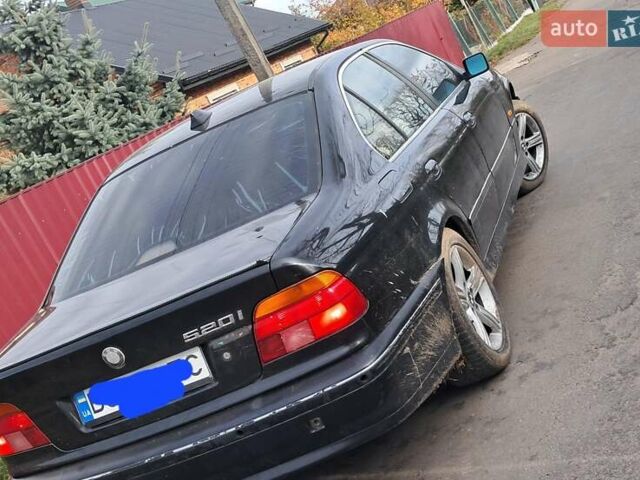 Черный БМВ 5 Серия, объемом двигателя 2 л и пробегом 222 тыс. км за 2800 $, фото 3 на Automoto.ua