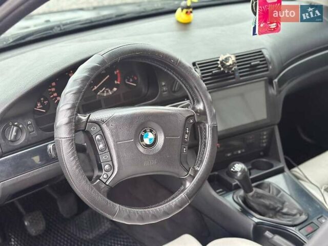 Черный БМВ 5 Серия, объемом двигателя 2.5 л и пробегом 420 тыс. км за 4300 $, фото 9 на Automoto.ua