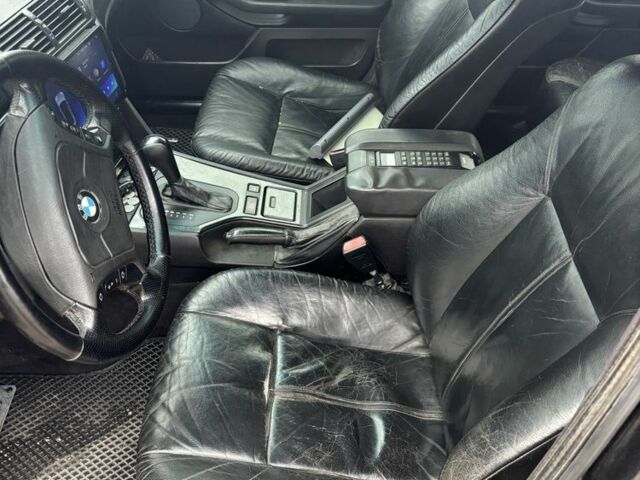 Чорний БМВ 5 Серія, об'ємом двигуна 2.8 л та пробігом 303 тис. км за 4400 $, фото 9 на Automoto.ua