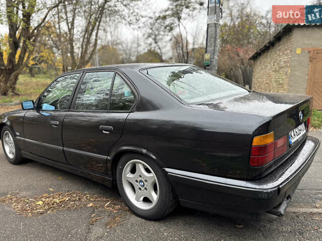 Черный БМВ 5 Серия, объемом двигателя 2.5 л и пробегом 471 тыс. км за 3500 $, фото 5 на Automoto.ua