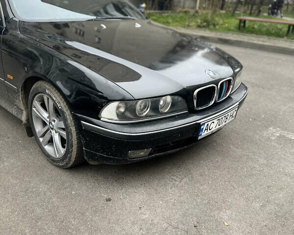Черный БМВ 5 Серия, объемом двигателя 2.8 л и пробегом 340 тыс. км за 5999 $, фото 5 на Automoto.ua