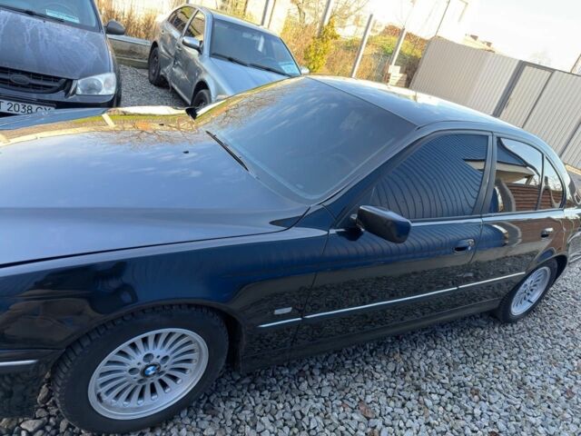 Черный БМВ 5 Серия, объемом двигателя 2.5 л и пробегом 300 тыс. км за 2900 $, фото 3 на Automoto.ua