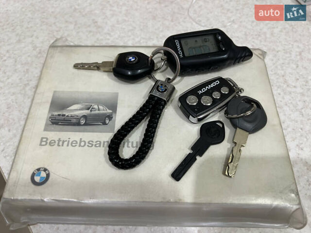 Черный БМВ 5 Серия, объемом двигателя 2.8 л и пробегом 340 тыс. км за 7000 $, фото 27 на Automoto.ua