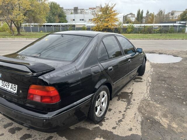 Чорний БМВ 5 Серія, об'ємом двигуна 2.8 л та пробігом 303 тис. км за 4400 $, фото 4 на Automoto.ua