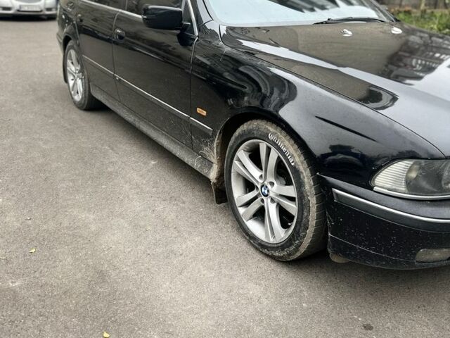 Черный БМВ 5 Серия, объемом двигателя 2.8 л и пробегом 433 тыс. км за 5999 $, фото 3 на Automoto.ua