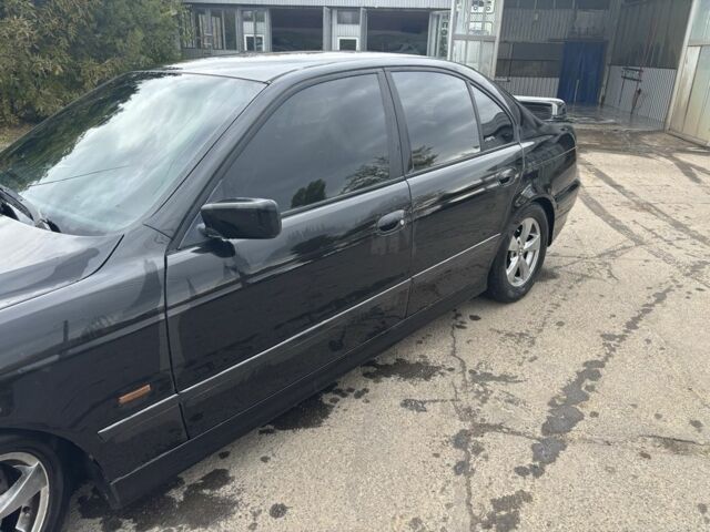 Чорний БМВ 5 Серія, об'ємом двигуна 2.8 л та пробігом 303 тис. км за 4400 $, фото 1 на Automoto.ua