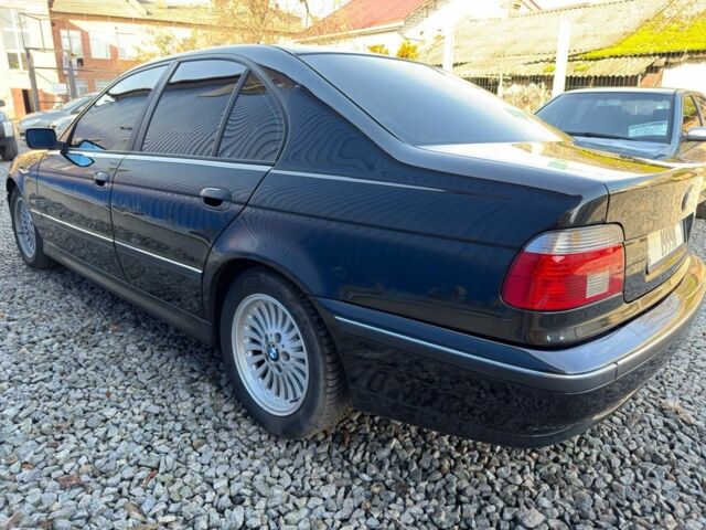 Черный БМВ 5 Серия, объемом двигателя 2.5 л и пробегом 300 тыс. км за 2900 $, фото 4 на Automoto.ua