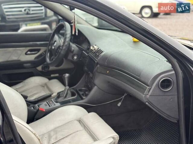 Черный БМВ 5 Серия, объемом двигателя 2.5 л и пробегом 420 тыс. км за 4300 $, фото 5 на Automoto.ua