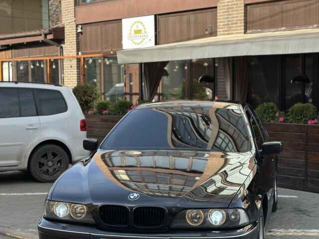 Черный БМВ 5 Серия, объемом двигателя 2.5 л и пробегом 300 тыс. км за 4999 $, фото 4 на Automoto.ua