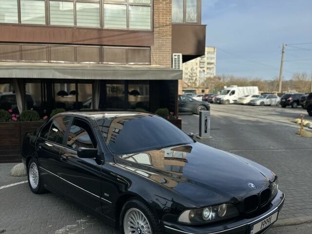 Черный БМВ 5 Серия, объемом двигателя 2.5 л и пробегом 300 тыс. км за 4999 $, фото 3 на Automoto.ua