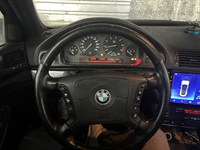 Чорний БМВ 5 Серія, об'ємом двигуна 2.8 л та пробігом 303 тис. км за 4400 $, фото 16 на Automoto.ua