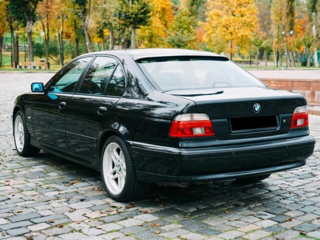 Черный БМВ 5 Серия, объемом двигателя 4.4 л и пробегом 400 тыс. км за 13000 $, фото 7 на Automoto.ua