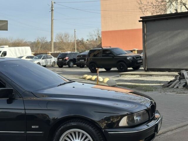 Черный БМВ 5 Серия, объемом двигателя 2.5 л и пробегом 300 тыс. км за 4999 $, фото 10 на Automoto.ua