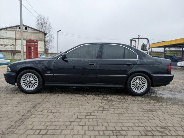 Черный БМВ 5 Серия, объемом двигателя 3.5 л и пробегом 267 тыс. км за 4000 $, фото 7 на Automoto.ua