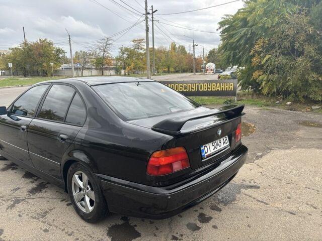 Чорний БМВ 5 Серія, об'ємом двигуна 2.8 л та пробігом 303 тис. км за 4400 $, фото 2 на Automoto.ua