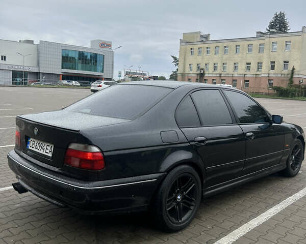 Черный БМВ 5 Серия, объемом двигателя 2.8 л и пробегом 300 тыс. км за 4200 $, фото 2 на Automoto.ua