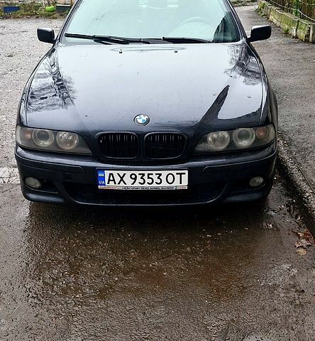 Черный БМВ 5 Серия, объемом двигателя 2.8 л и пробегом 0 тыс. км за 4500 $, фото 10 на Automoto.ua