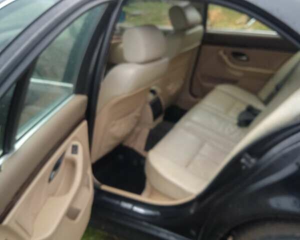 Черный БМВ 5 Серия, объемом двигателя 2 л и пробегом 222 тыс. км за 2800 $, фото 4 на Automoto.ua