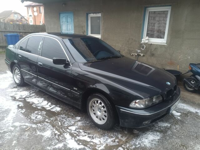 Черный БМВ 5 Серия, объемом двигателя 2 л и пробегом 496 тыс. км за 3200 $, фото 1 на Automoto.ua