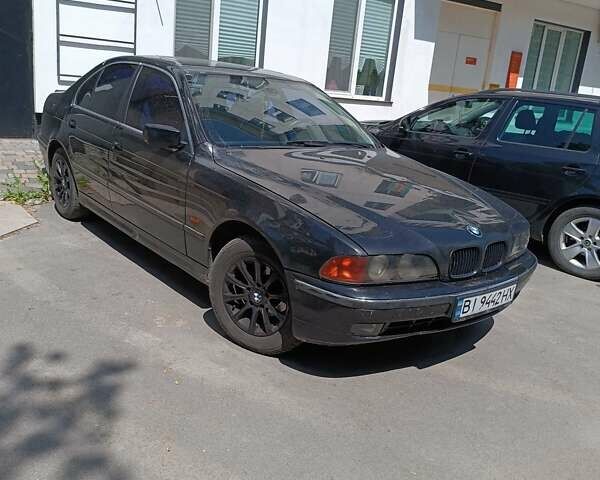 Черный БМВ 5 Серия, объемом двигателя 2 л и пробегом 1000 тыс. км за 4200 $, фото 5 на Automoto.ua