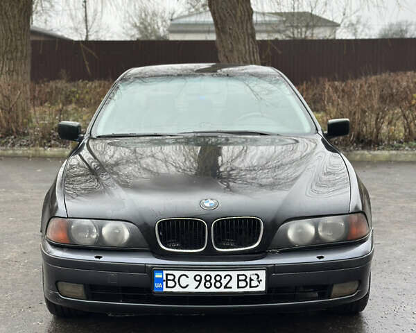 Черный БМВ 5 Серия, объемом двигателя 2.5 л и пробегом 515 тыс. км за 3000 $, фото 1 на Automoto.ua