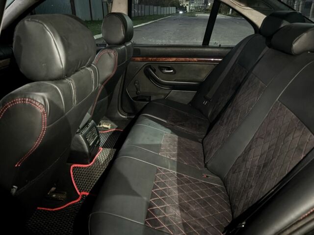 Черный БМВ 5 Серия, объемом двигателя 2.5 л и пробегом 370 тыс. км за 3700 $, фото 6 на Automoto.ua