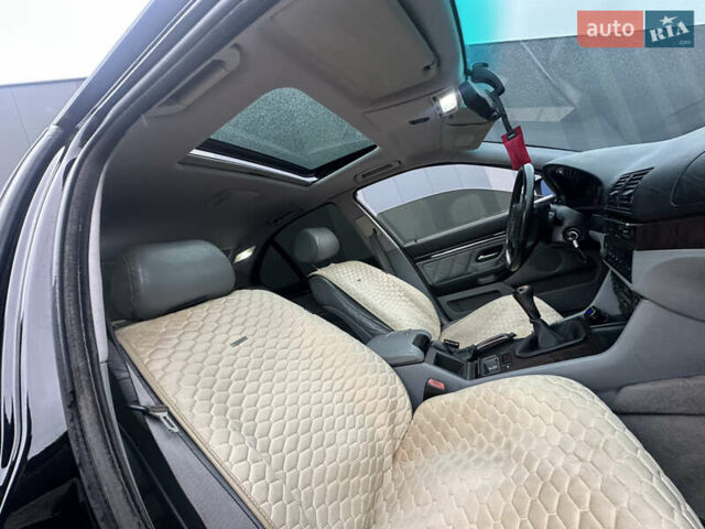 Черный БМВ 5 Серия, объемом двигателя 2.5 л и пробегом 460 тыс. км за 4800 $, фото 16 на Automoto.ua