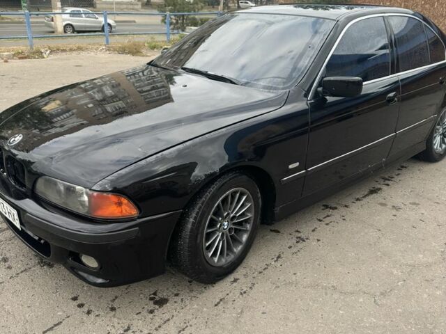 Чорний БМВ 5 Серія, об'ємом двигуна 2.8 л та пробігом 340 тис. км за 1500 $, фото 1 на Automoto.ua