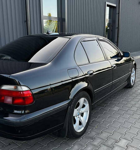 Черный БМВ 5 Серия, объемом двигателя 2.5 л и пробегом 288 тыс. км за 4500 $, фото 16 на Automoto.ua