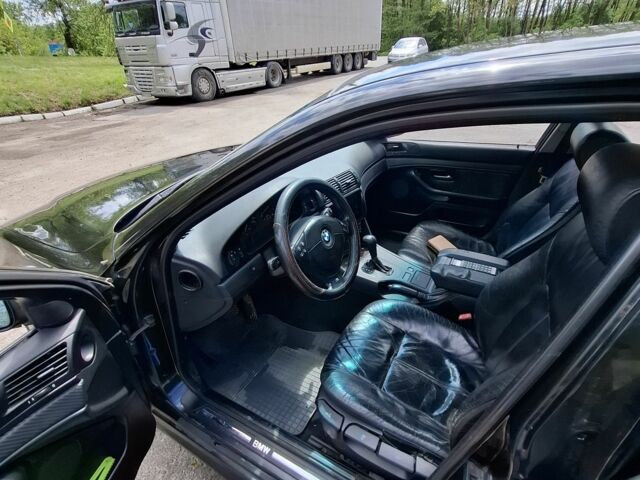 Чорний БМВ 5 Серія, об'ємом двигуна 2.8 л та пробігом 400 тис. км за 3250 $, фото 6 на Automoto.ua