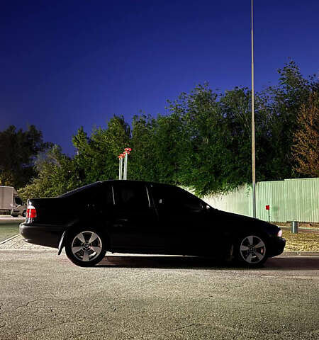 Черный БМВ 5 Серия, объемом двигателя 2.5 л и пробегом 288 тыс. км за 4500 $, фото 18 на Automoto.ua