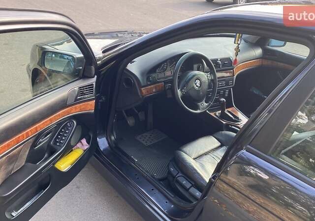 Черный БМВ 5 Серия, объемом двигателя 2.8 л и пробегом 465 тыс. км за 4500 $, фото 6 на Automoto.ua