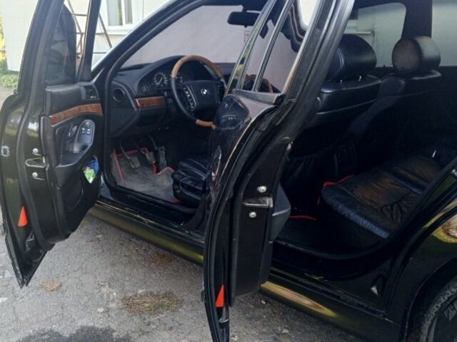 Чорний БМВ 5 Серія, об'ємом двигуна 2 л та пробігом 333 тис. км за 4400 $, фото 10 на Automoto.ua