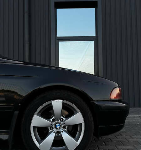 Черный БМВ 5 Серия, объемом двигателя 2.5 л и пробегом 288 тыс. км за 4500 $, фото 10 на Automoto.ua