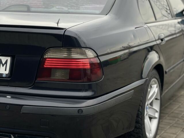 Черный БМВ 5 Серия, объемом двигателя 2.8 л и пробегом 150 тыс. км за 5600 $, фото 6 на Automoto.ua