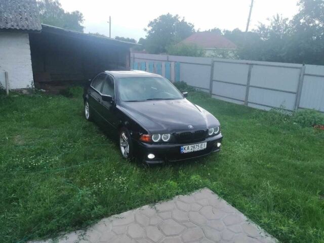 Черный БМВ 5 Серия, объемом двигателя 2.8 л и пробегом 452 тыс. км за 4500 $, фото 5 на Automoto.ua