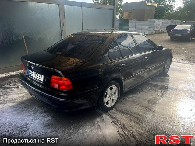 Чорний БМВ 5 Серія, об'ємом двигуна 2 л та пробігом 360 тис. км за 4200 $, фото 3 на Automoto.ua