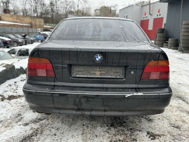 Чорний БМВ 5 Серія, об'ємом двигуна 2.8 л та пробігом 321 тис. км за 2500 $, фото 3 на Automoto.ua