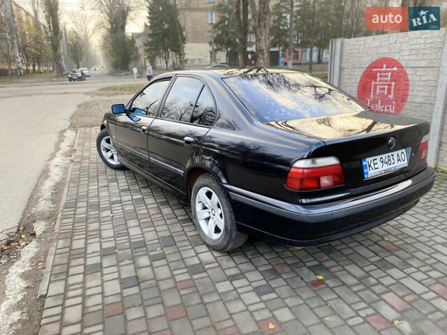 Черный БМВ 5 Серия, объемом двигателя 2.8 л и пробегом 282 тыс. км за 5500 $, фото 2 на Automoto.ua