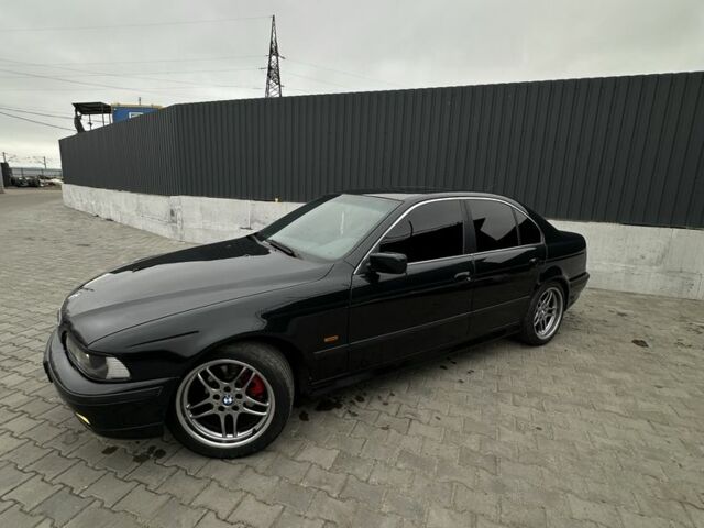 Чорний БМВ 5 Серія, об'ємом двигуна 2 л та пробігом 408 тис. км за 4200 $, фото 4 на Automoto.ua