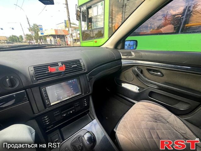 Чорний БМВ 5 Серія, об'ємом двигуна 2 л та пробігом 360 тис. км за 4200 $, фото 4 на Automoto.ua