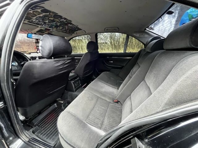 Черный БМВ 5 Серия, объемом двигателя 2 л и пробегом 339 тыс. км за 3500 $, фото 12 на Automoto.ua
