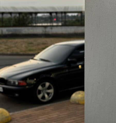 Черный БМВ 5 Серия, объемом двигателя 2.5 л и пробегом 288 тыс. км за 4500 $, фото 6 на Automoto.ua