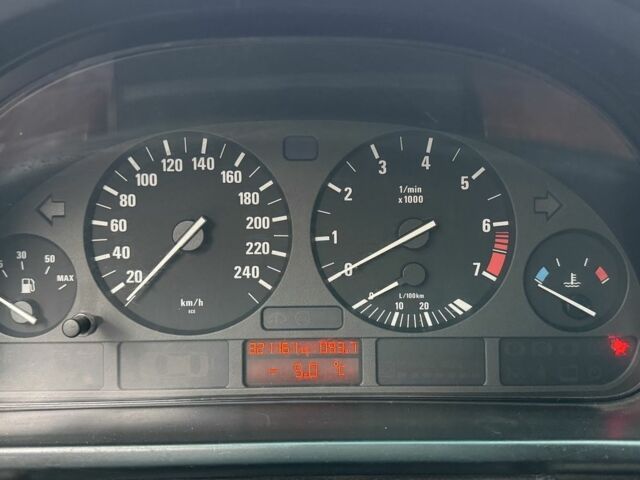 Чорний БМВ 5 Серія, об'ємом двигуна 2.8 л та пробігом 321 тис. км за 2500 $, фото 15 на Automoto.ua