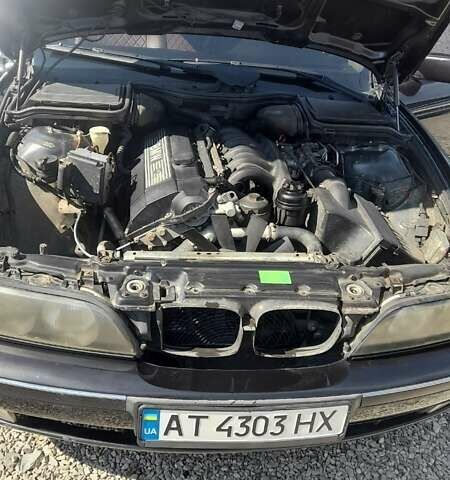 Чорний БМВ 5 Серія, об'ємом двигуна 1.99 л та пробігом 265 тис. км за 5500 $, фото 3 на Automoto.ua