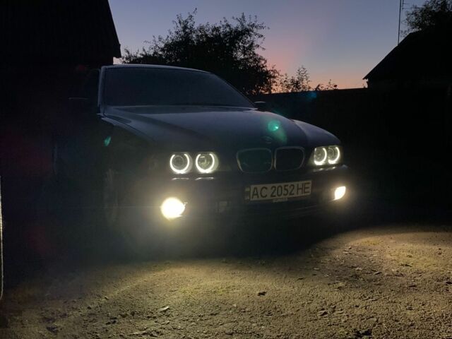 Чорний БМВ 5 Серія, об'ємом двигуна 2 л та пробігом 333 тис. км за 4400 $, фото 8 на Automoto.ua