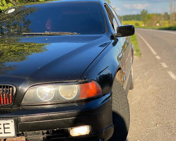 Черный БМВ 5 Серия, объемом двигателя 2 л и пробегом 339 тыс. км за 3500 $, фото 5 на Automoto.ua